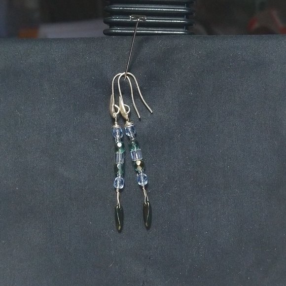 CCLHMHLLC Wired Jewellery Designs - Picture 3 of 4